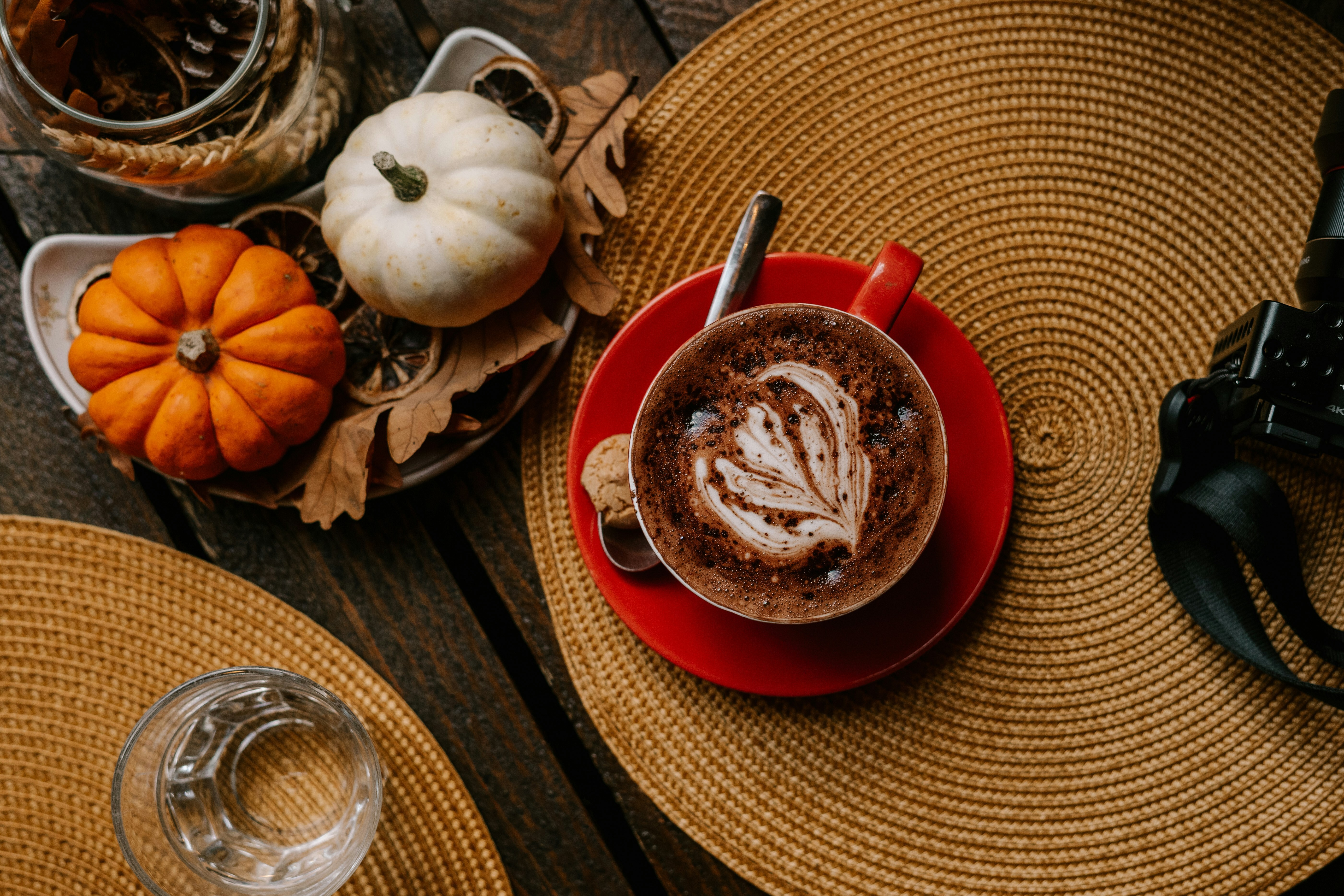 10 Trends For Autumn 2025 - Decorations, Food and More