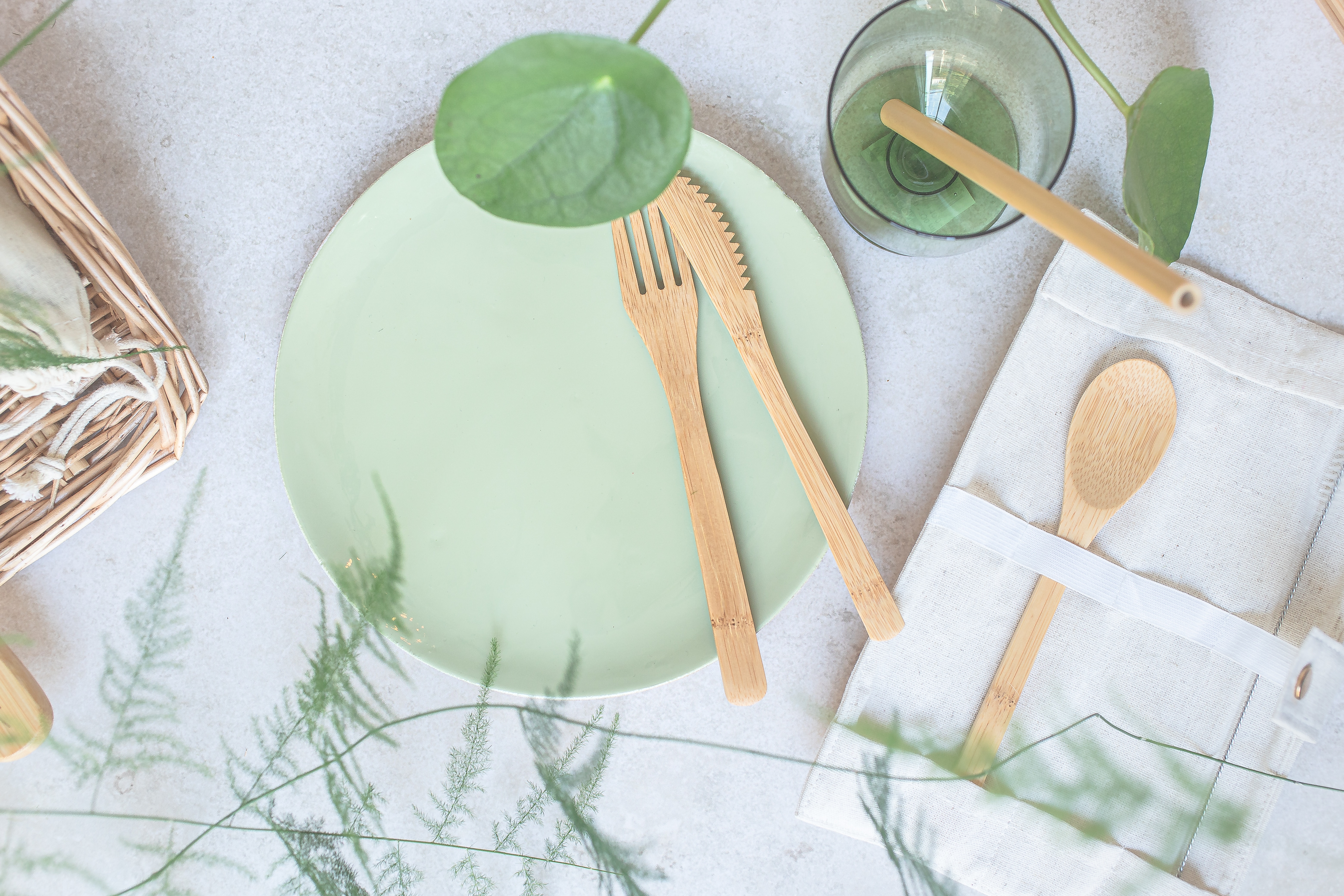 12 Eco-Friendly Wholesale Brands in the UK, Europe, and US