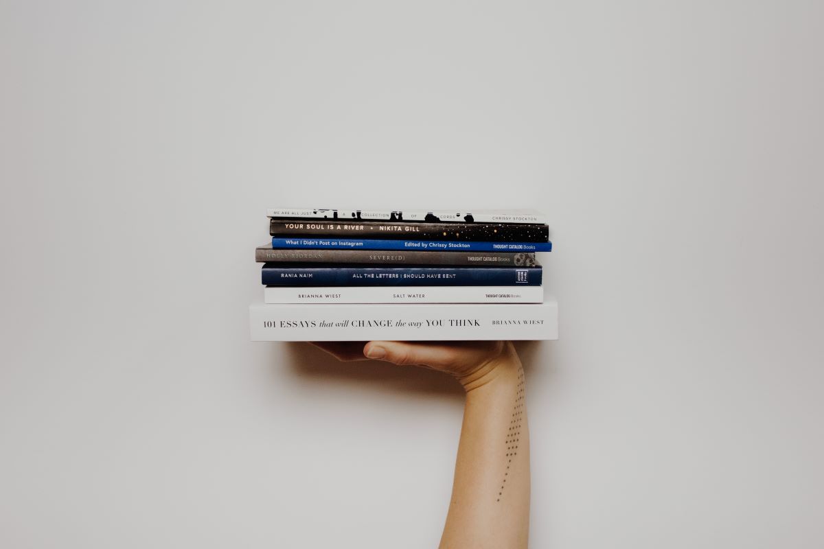 36 Retail Statistics for 2025: Ecommerce, Merchandising Stats, & More