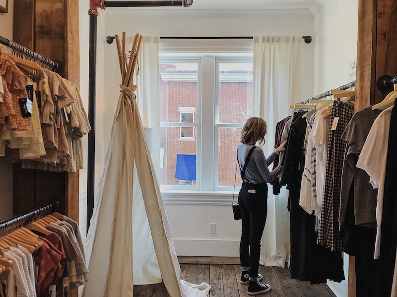 20 Visual Merchandising Tips & Best Practices for 2025 [With Images]